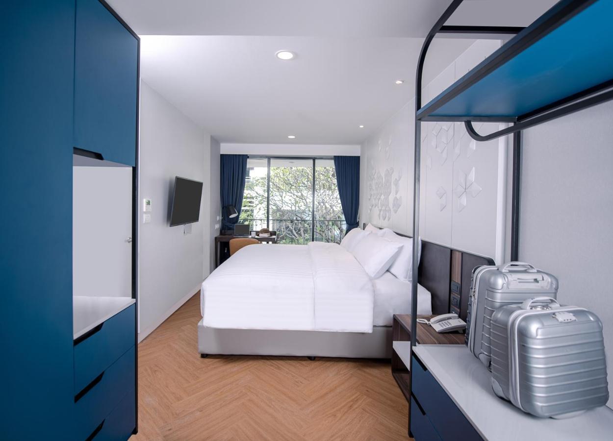 One Bedroom Deluxe