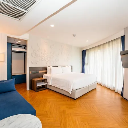 Amanta Hotel & Residence Sathorn-3